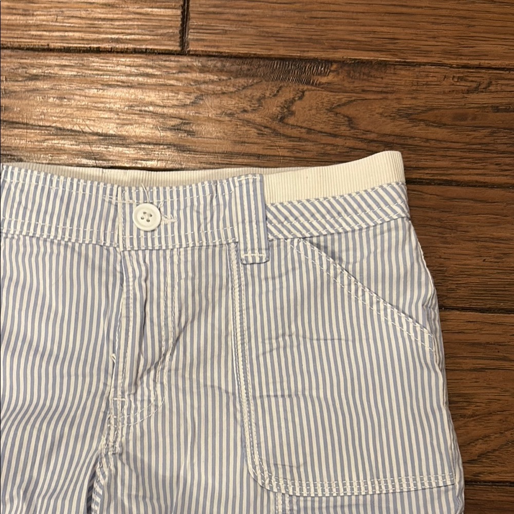 St. John's Bay Blue and White Cargo Shorts for Casual Comfort - Picture 5 of 9